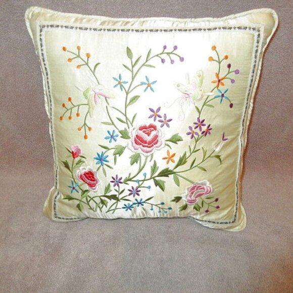 Vtg Embroidered Accent Throw Pillow Satin Floral Cottagecore Boudior Regency MCM - Picture 1 of 8